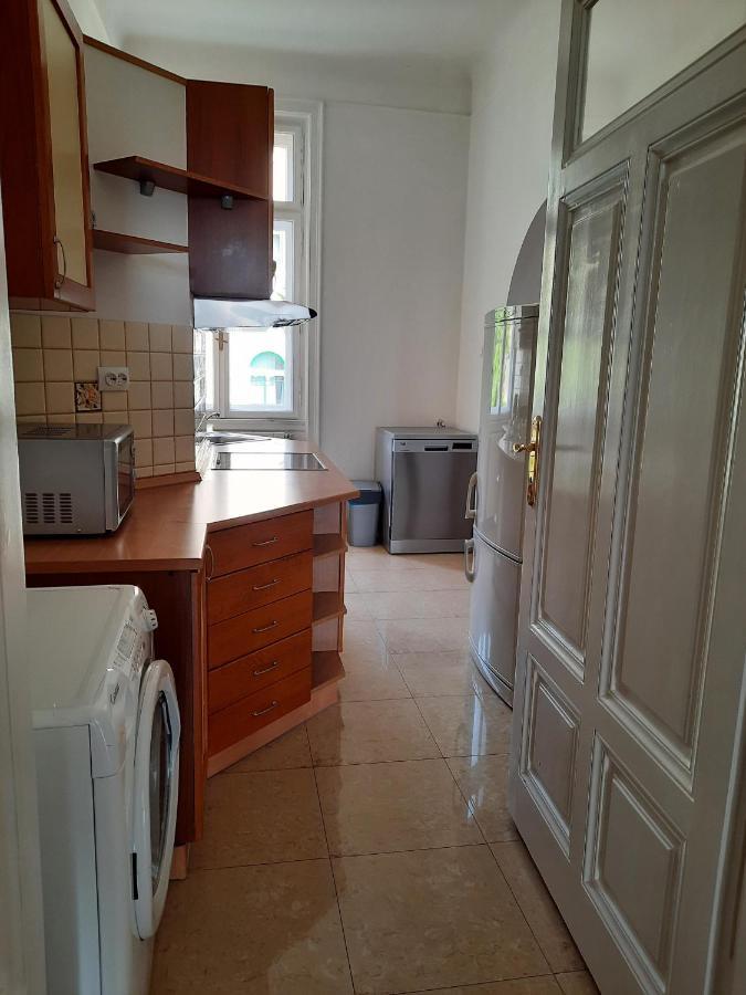 Sunny Park Opatija Apartamento Exterior foto